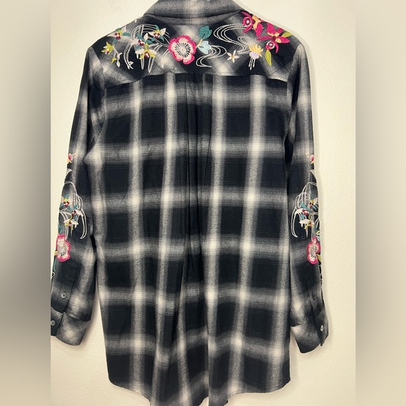 Johnny Was LANI PAINTERS SMOCK TUNIC Retails 260.00 - Picture 7 of 9